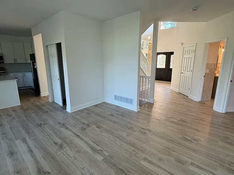 7471 Bent Oak Ct — Photo 40