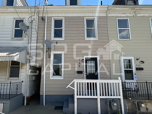 715 Vander Ave Photo 1