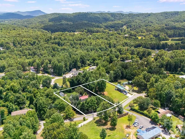340-298 Apache Path, Marion, NC 28752