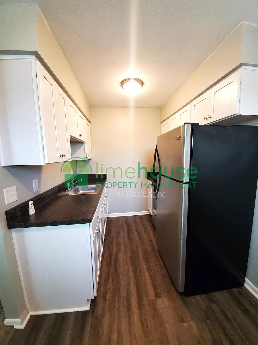 Building Photo - 4314 Dunning Rd #4