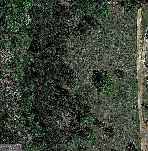 1st image of 744 Mauldin Rd