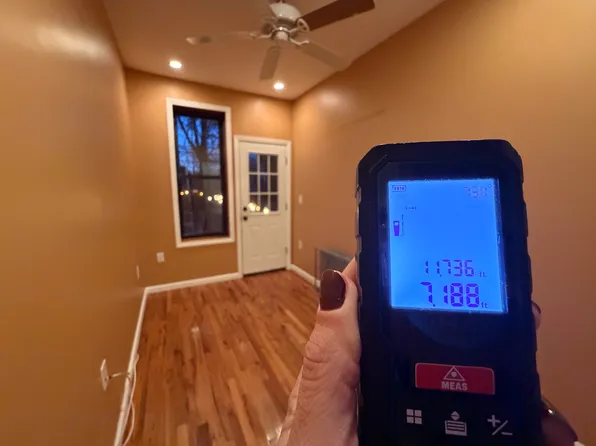 1183 Putnam Avenue image 15 of 18