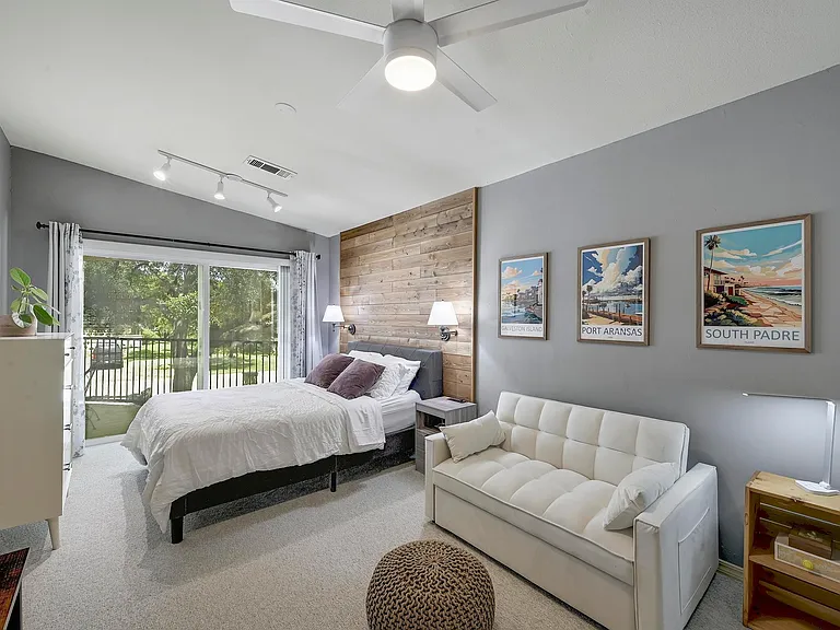 122 Acapulco Dr — Photo 21