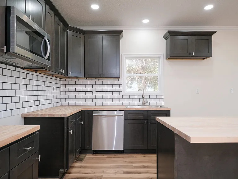 2915 Sidonia Rd — Photo 6