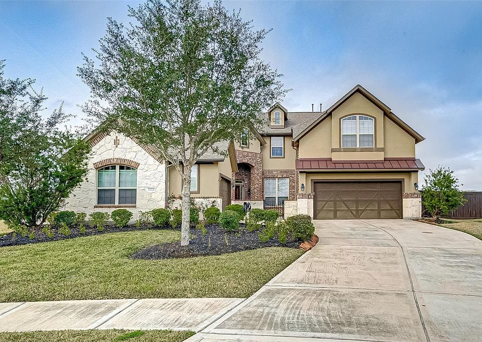 Welcome to 26526 Prairie School Lane in the master planned community of Woodcreek Reserve
