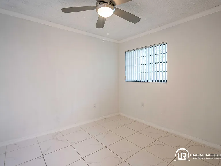 3265 Virginia St #18 — Photo 17