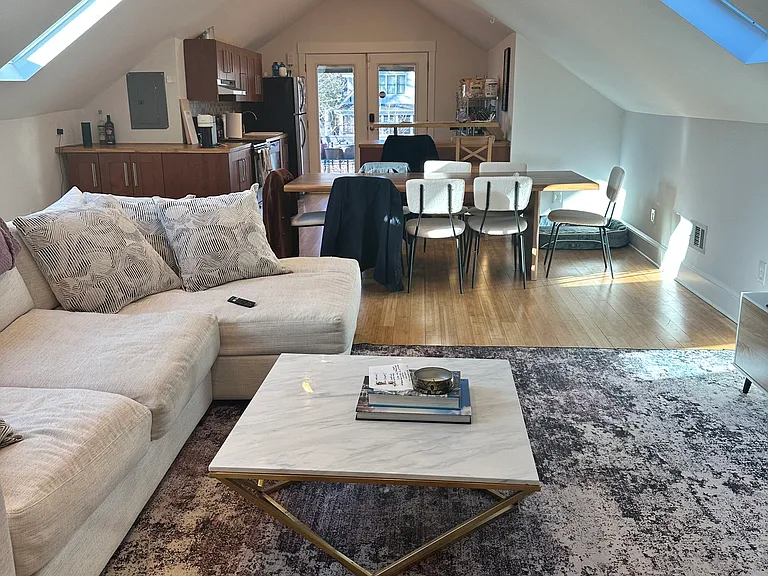 744 Saint Charles Ave NE #C — Photo 46