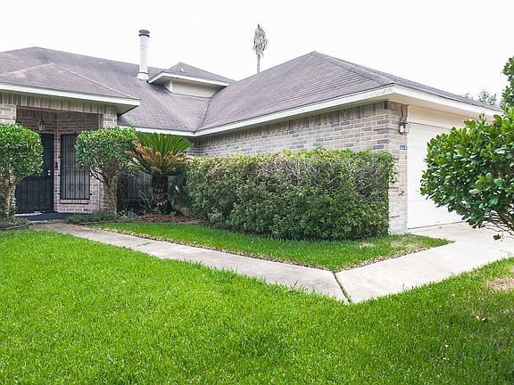 2nd image of 16339 Napa Vine Dr