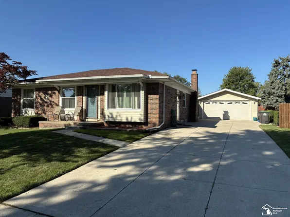 15426 Gulley St, Taylor, MI 48180