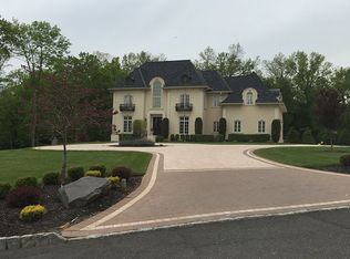 52 Geiger Ln, Warren, NJ 07059