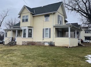 1207 High Ave, Oshkosh, WI 54901