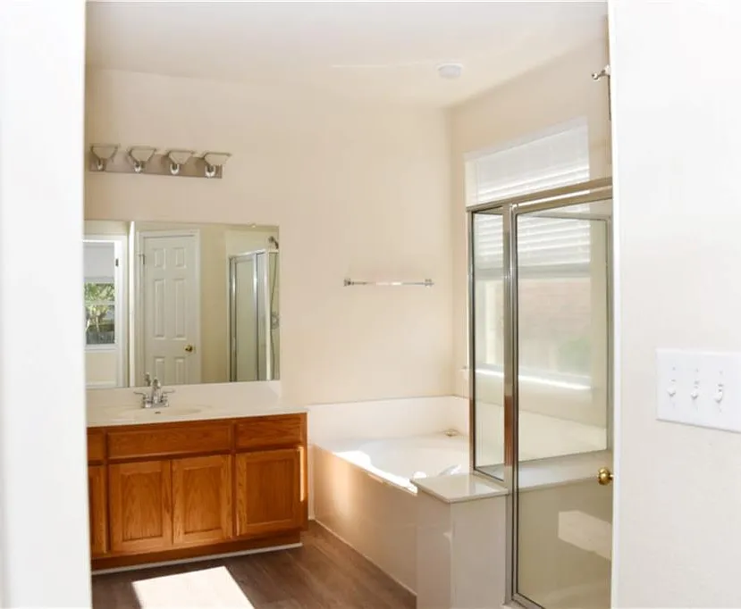 704 Thrush Drive - 1 — Photo 3