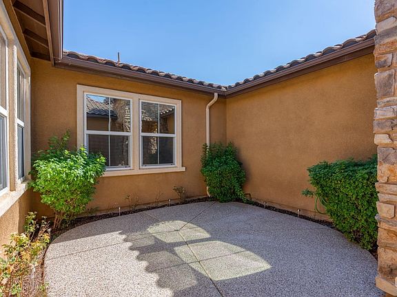 5th image of 5501 Tapia Ct