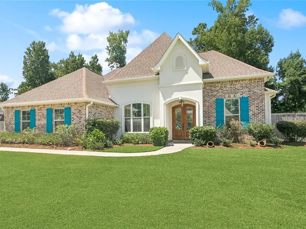 209 Pine Crest Dr, Madisonville, LA 70447