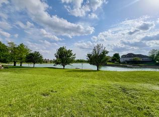 4309 Stonebridge Ct, Champaign, IL
