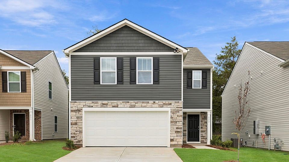 1st image of 523 Whitewater Rdg