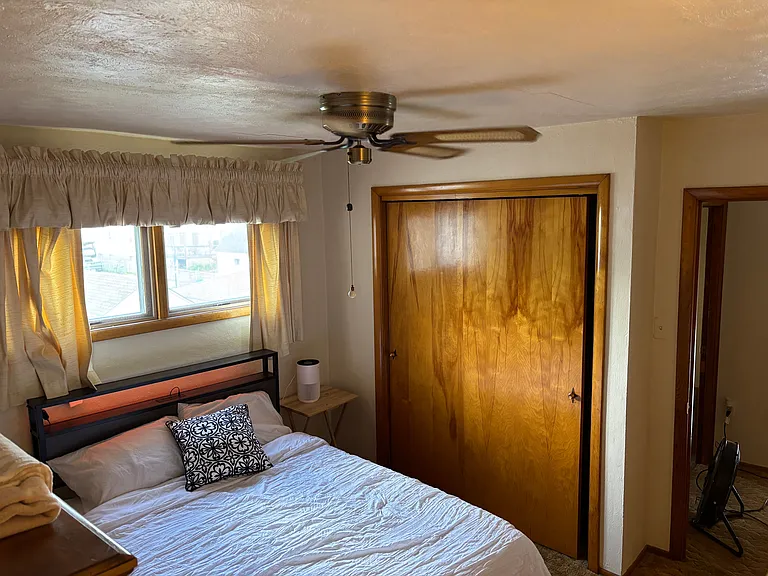 546 Harold Ave — Photo 24