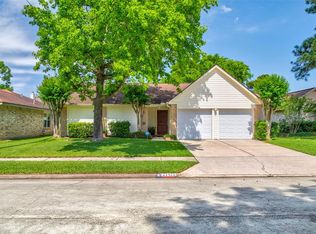 21415 Golden Dove Dr, Spring, TX 77388