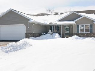 38434 N Creek Ct, Beach Park, IL