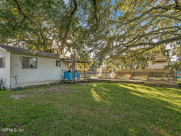 2nd image of 1451 ROXIE Street