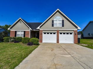 2812 Bolla Dr, Fayetteville, NC 28306