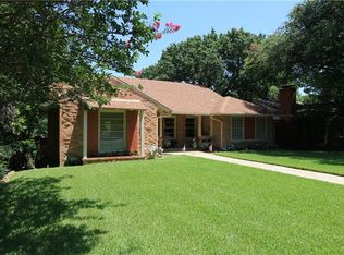 1911 Marydale Dr, Dallas, TX 75208