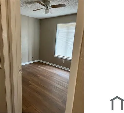 8008 N Marks St — Photo 11