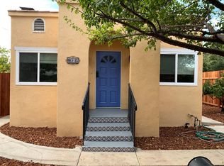 1035 E Yanonali St #F, Santa Barbara, CA 93103