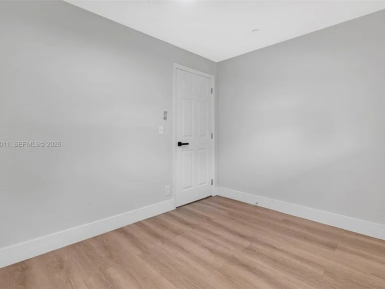 700 NW 18th St #1-2 — Photo 24