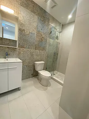 Rented by Lang Realty LLC | media 14