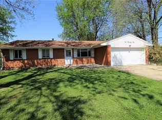 101 Surrey Ln, Greenville, OH 45331