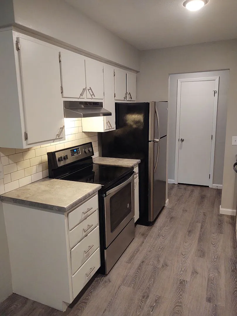SW One 33 Apartments — Photo 4