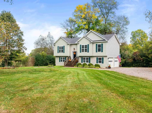 10 Jordan Lane, Swanton, VT 05478