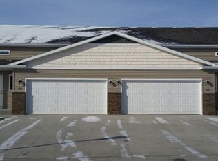 1326 12th St W, West Fargo, ND 58078