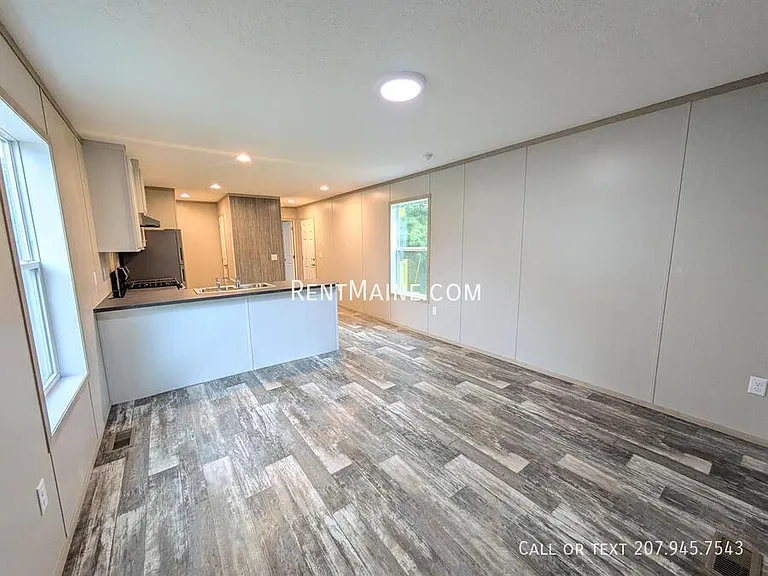438 Finson Rd #17 — Photo 5