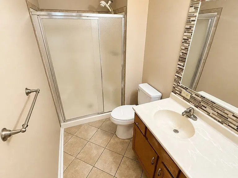 436 E McKinley Ave — Photo 7