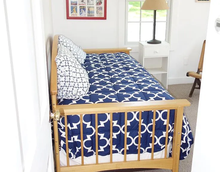 Wing bedroom