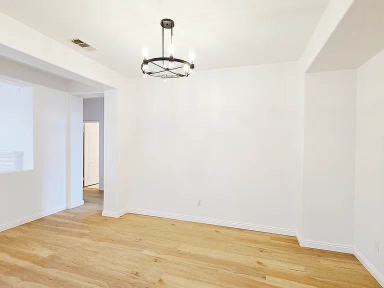 34619 Chinaberry Dr — Photo 6