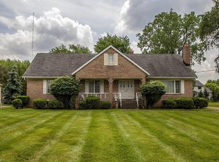 2800 E Pleasant Valley Rd, Seven Hills, OH 44131