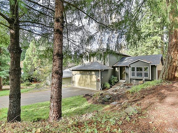 2nd image of 18712 65th St E