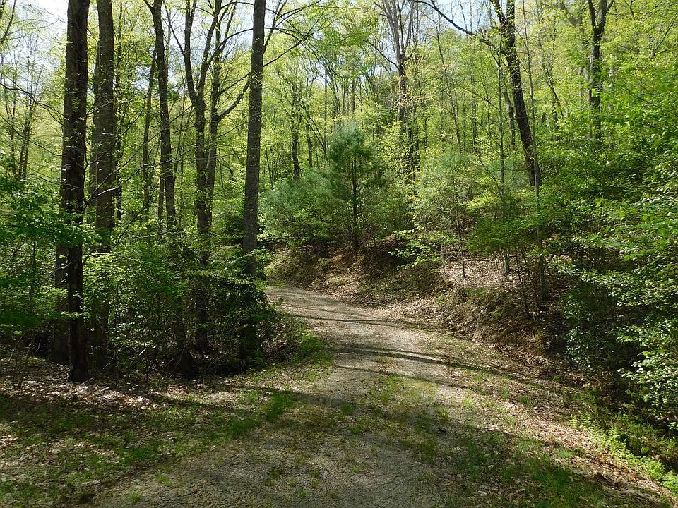 1st image of Hidden Springs Dr