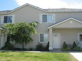 88 Hampton Pl, Logan, UT 84341