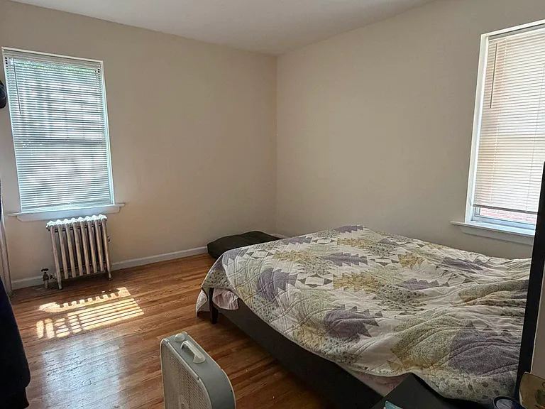 3911 62nd St #24 — Photo 2