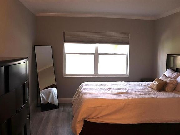 5th image of 770 SE 2nd Ave #106A