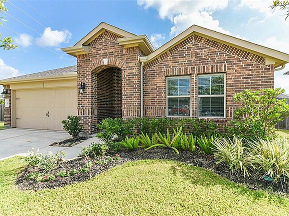2nd image of 7103 Aliaga Creek Ct