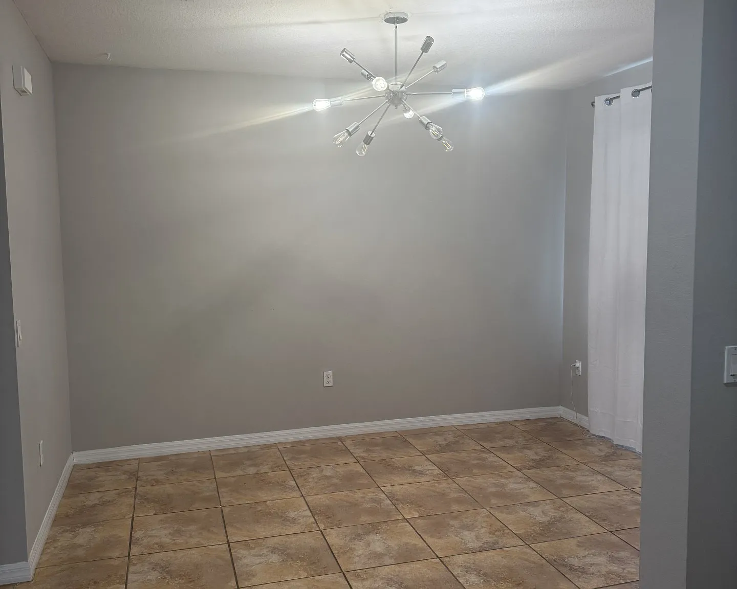3 bed, 1490 sqft, $1,900 — Photo 4