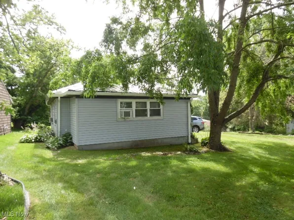 1005 Lancaster St, Marietta, OH 45750