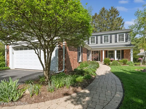 280 Fox Hunt Trl, Barrington, IL 60010