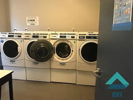 Rented by EXR | media 9