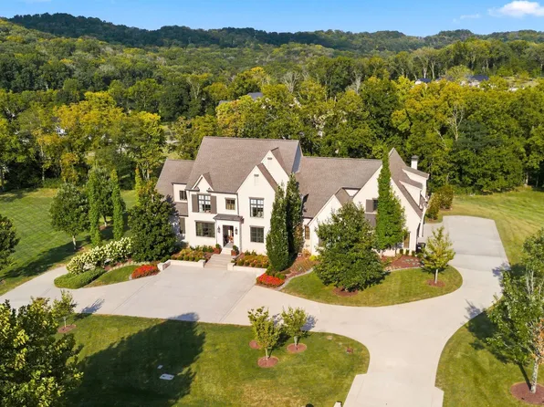 1004 Cartwright Close Dr, Brentwood, TN 37027